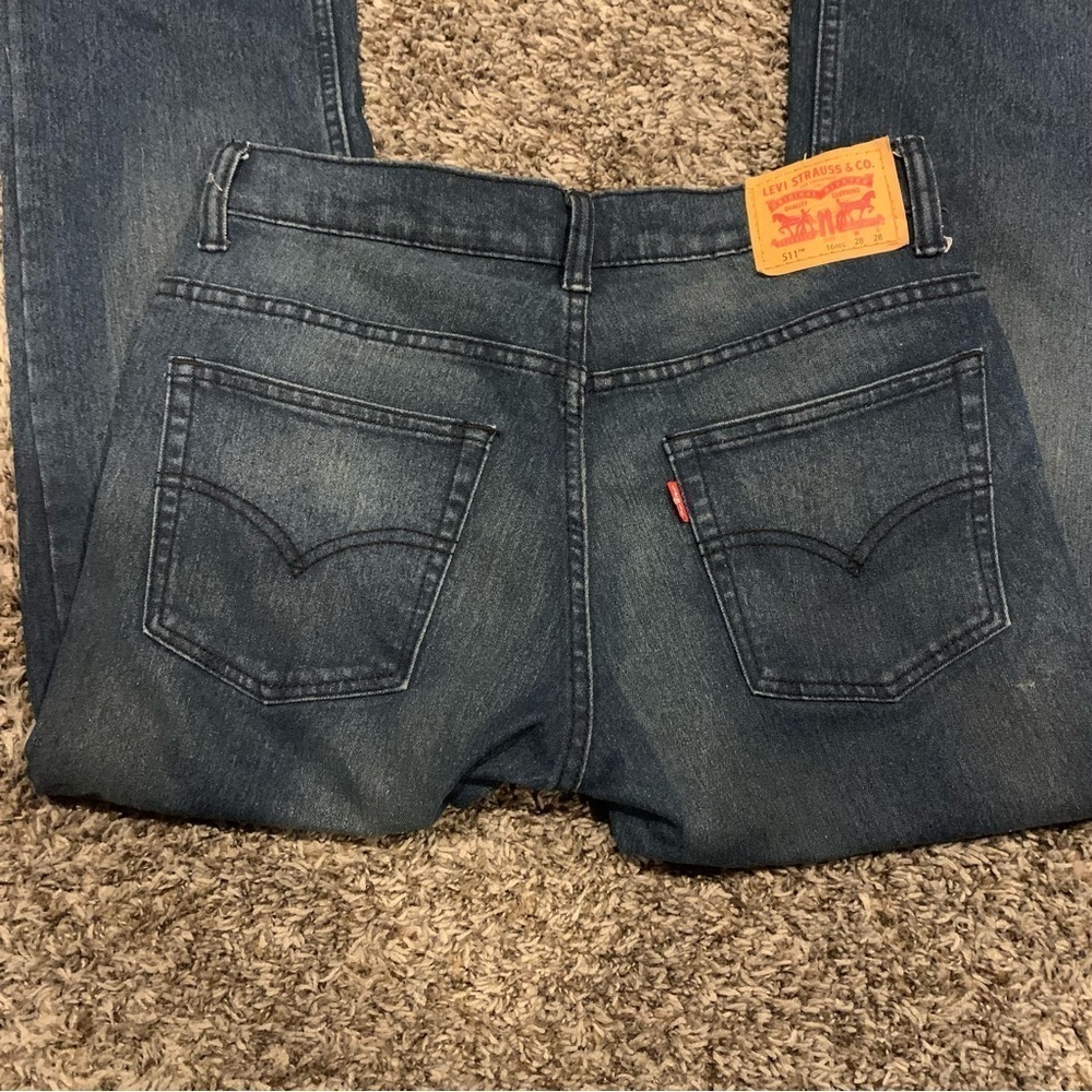 Women’s Levi’s 511 Jeans - Picture 3 of 5